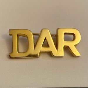 DAR Daughters of the American Revolution Brooch Pin